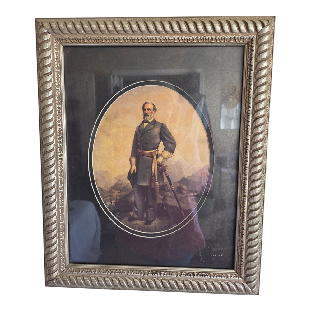 Vintage-Inspired Silver Picture Frame